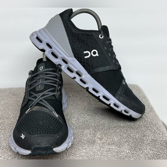 On Clouds Women's Cloudstratus Running Shoes Black/Lilac, Size 8.5 - Picture 2 of 10